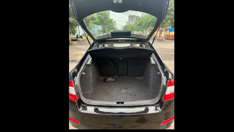 Used SKODA Octavia in Mumbai