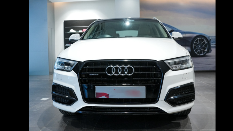 AUDI, Q3 - TDI Premium Plus