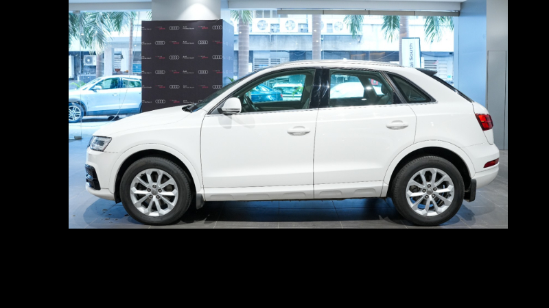 AUDI, Q3 - TDI Premium Plus