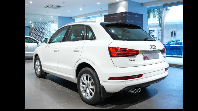 AUDI, Q3 - TDI Premium Plus