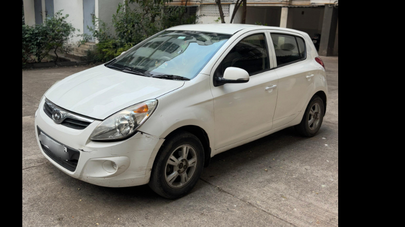Used HYUNDAI i20 sports ABS in Mumbai