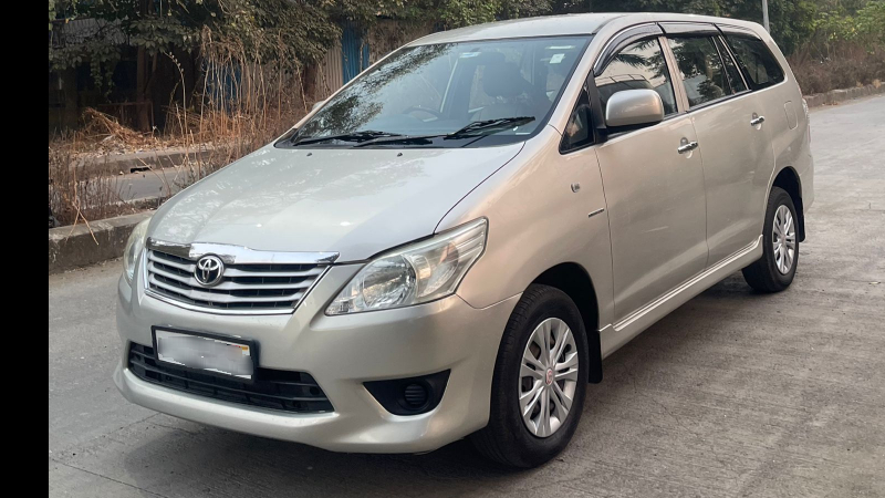 Used TOYOTA Innova G in Mumbai
