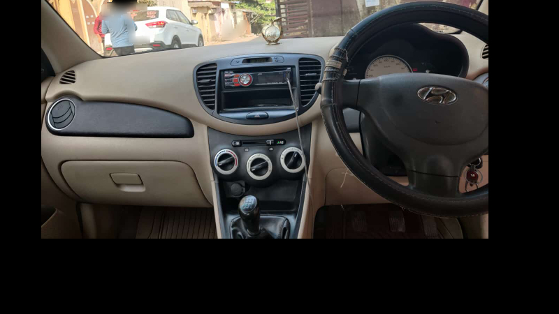 HYUNDAI, i10 - MEGNA