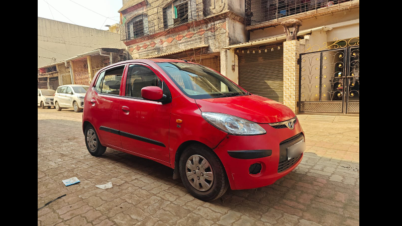 HYUNDAI, i10 - MEGNA