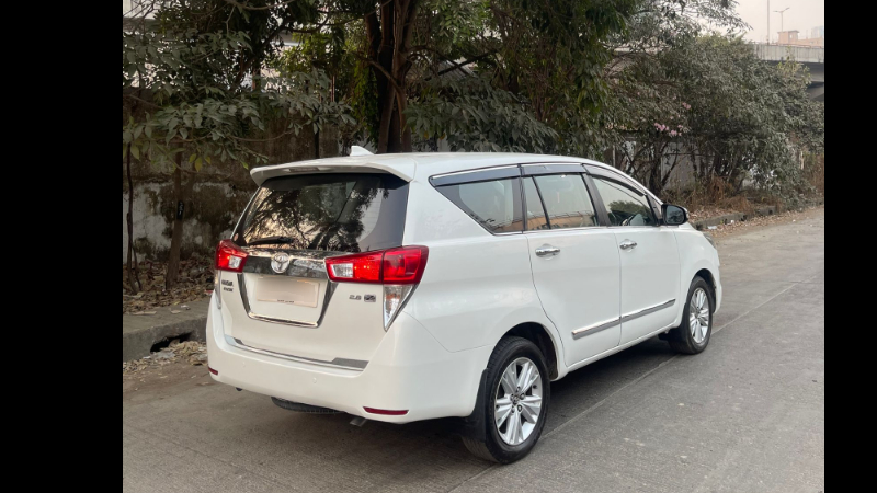 Used TOYOTA Innova CRYSTA 2.8 Z in Mumbai