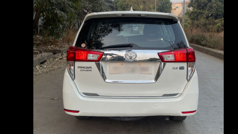 Used TOYOTA Innova CRYSTA 2.8 Z in Mumbai
