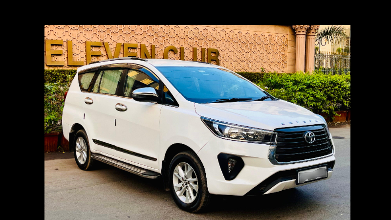 Used TOYOTA Innova CRYSTA 2.4 G in Mumbai
