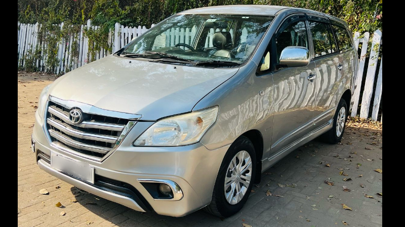Used TOYOTA Innova GX in Mumbai
