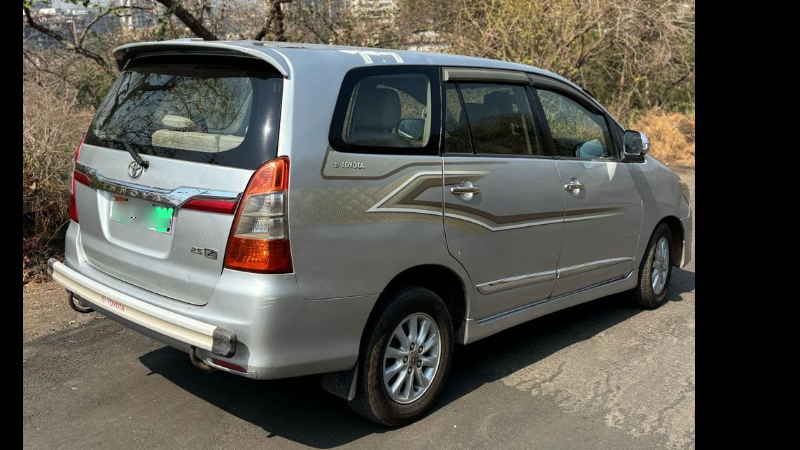 Used TOYOTA Innova 2.5Z in Mumbai