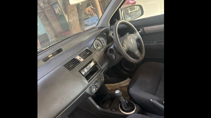 Used MARUTI SUZUKI Swift VXI in Mumbai