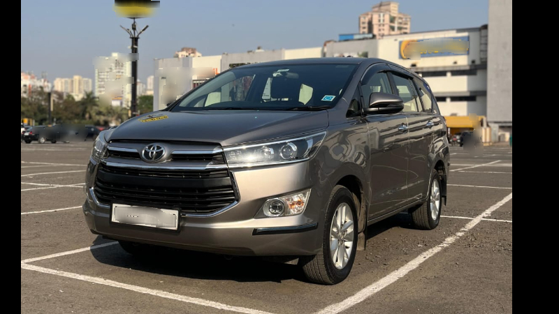 Used TOYOTA Innova CRYSTA 2.4 V in Mumbai
