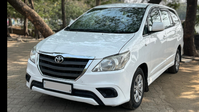 Used TOYOTA Innova G in Mumbai