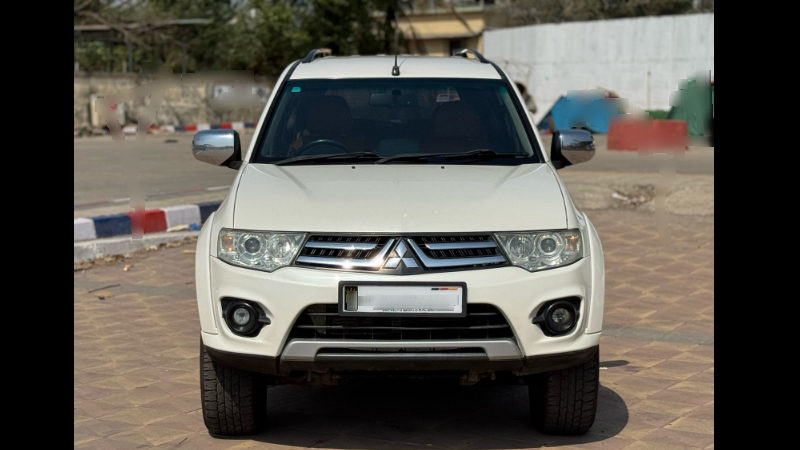 Used MITSUBISHI Pajero Sport 4x4 in Mumbai
